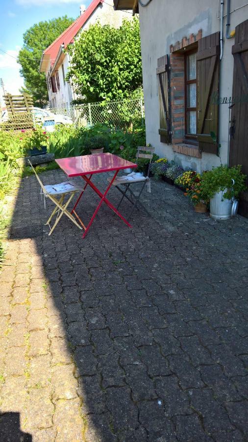 Chambre D Hote 1873 Frasne Exteriör bild