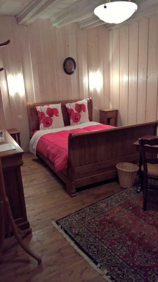 Chambre D Hote 1873 Frasne Exteriör bild