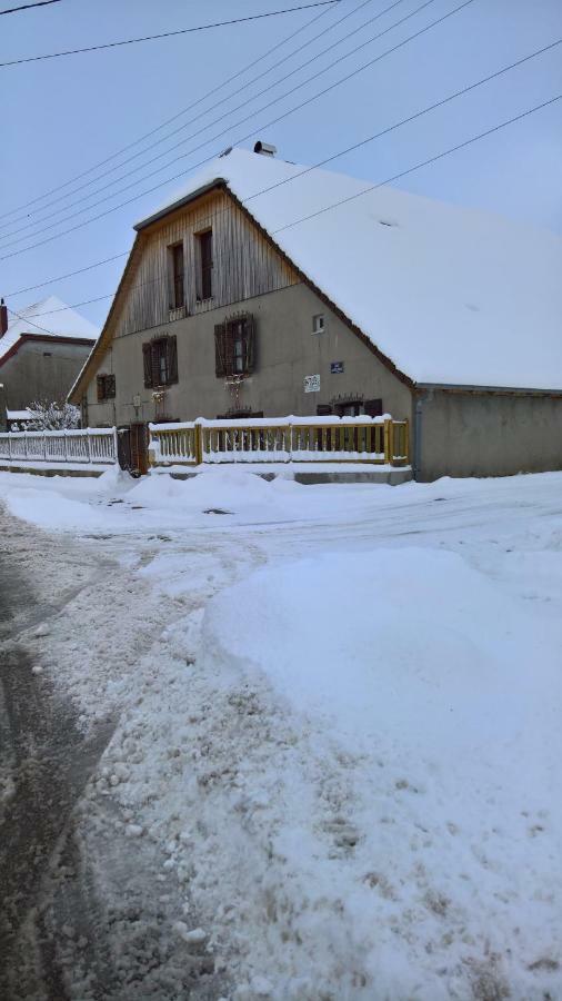 Chambre D Hote 1873 Frasne Exteriör bild