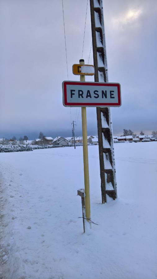Chambre D Hote 1873 Frasne Exteriör bild